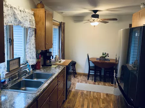 607 Crescent Ln, Bismarck, ND 58501 photo 5