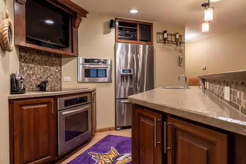 3912 Downing St, Bismarck, ND 58504 photo 22