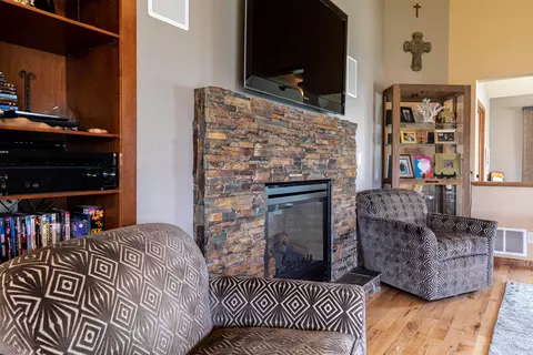 3912 Downing St, Bismarck, ND 58504 photo 18