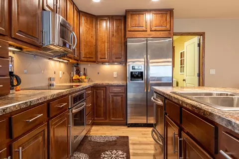3912 Downing St, Bismarck, ND 58504 photo 5