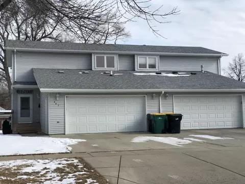 407 19th St, Bismarck, ND 58501 photo 1