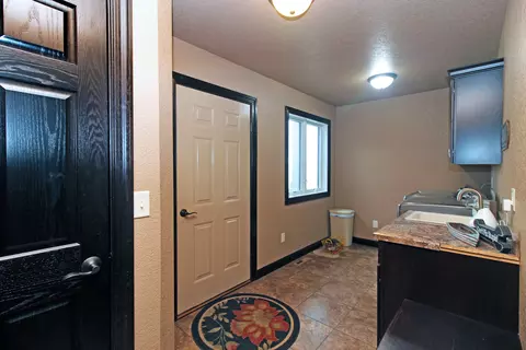2823 Calgary Ave, Bismarck, ND 58503 photo 21
