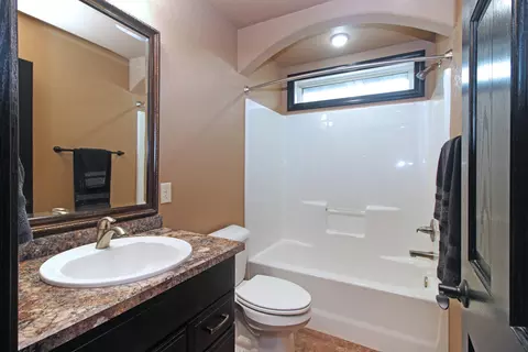 2823 Calgary Ave, Bismarck, ND 58503 photo 19