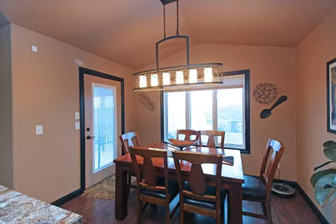 2823 Calgary Ave, Bismarck, ND 58503 photo 5