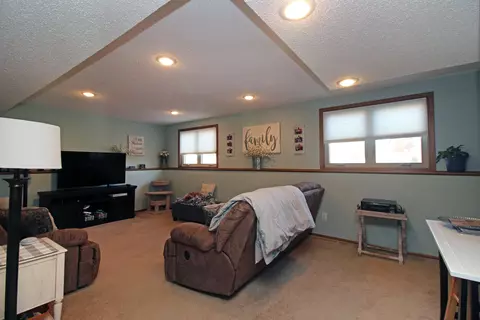 2210 Jackson Ave, Bismarck, ND 58501 photo 29