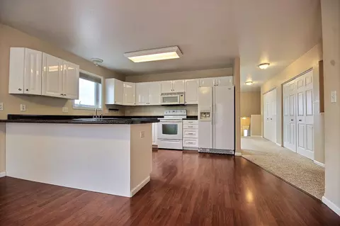 2305 Pointe Loop, Bismarck, ND 58503 photo 9