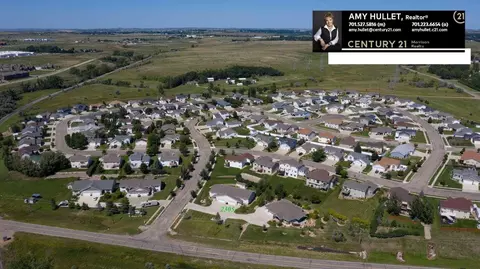 2305 Pointe Loop, Bismarck, ND 58503 photo 34