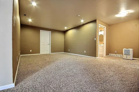 2305 Pointe Loop, Bismarck, ND 58503 photo 26