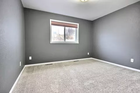 2305 Pointe Loop, Bismarck, ND 58503 photo 12