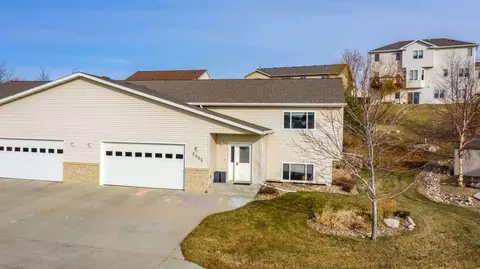2305 Pointe Loop, Bismarck, ND 58503 photo 35