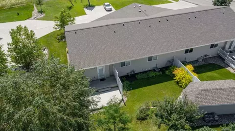 2305 Pointe Loop, Bismarck, ND 58503 photo 31