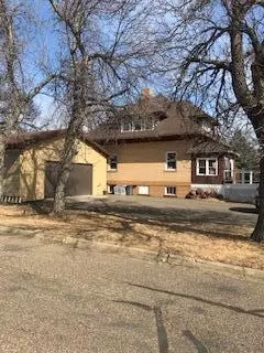 608 North Ave, Hebron, ND 58638 photo 11