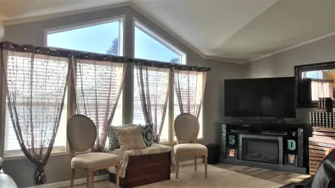 1838 N Valley Loop, Bismarck, ND 58503 photo 9