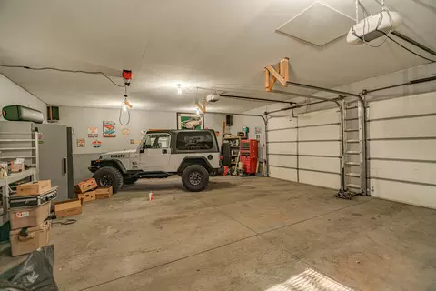 1323 3rd St, Bismarck, ND 58501 photo 35