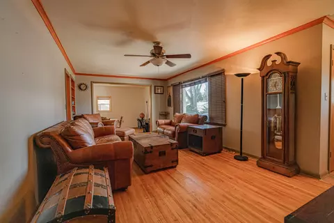 1323 3rd St, Bismarck, ND 58501 photo 7