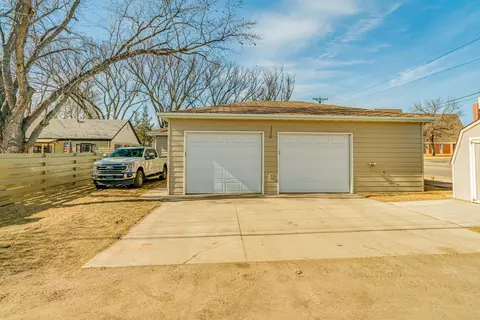 1323 3rd St, Bismarck, ND 58501 photo 37