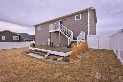 4820 Windsor St, Bismarck, ND 58503 photo 21