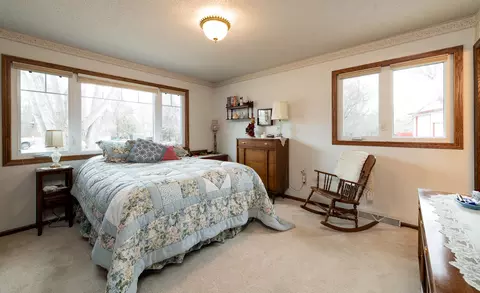 591 Meadowview Dr, Bismarck, ND 58504 photo 14