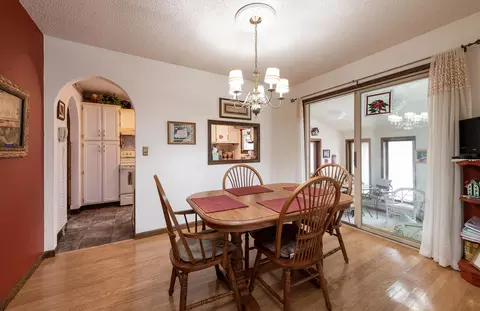 591 Meadowview Dr, Bismarck, ND 58504 photo 12