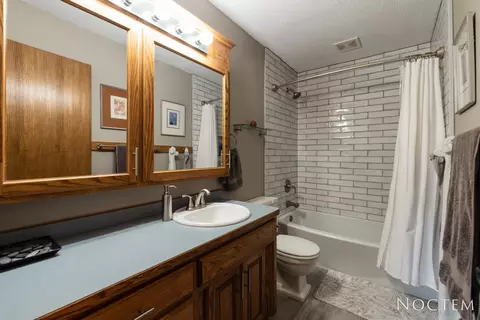 1704 15th St, Bismarck, ND 58501 photo 10