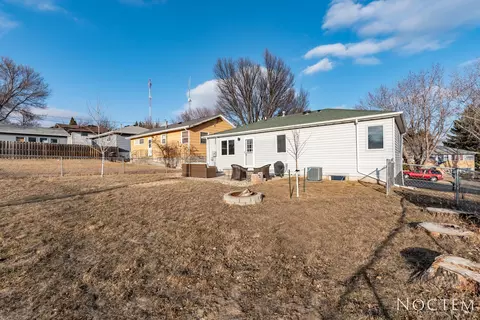 1704 15th St, Bismarck, ND 58501 photo 25