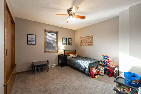 1704 15th St, Bismarck, ND 58501 photo 15