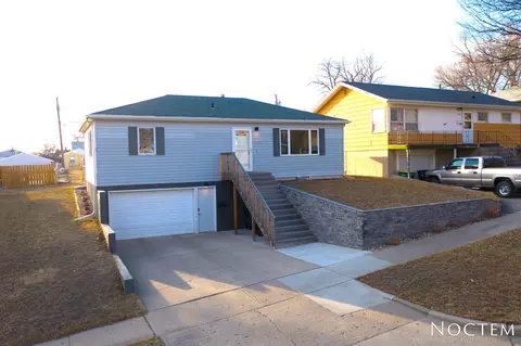1704 15th St, Bismarck, ND 58501 photo 27