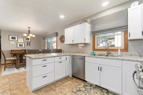 2000 Nagel Dr, Bismarck, ND 58501 photo 10