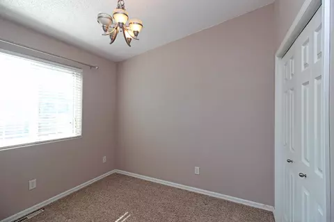 145 Lorrain Dr, Bismarck, ND 58503 photo 14