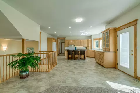 8459 Burr Oak Loop, Bismarck, ND 58501 photo 27