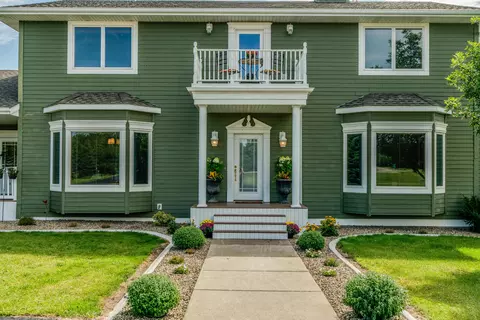 8459 Burr Oak Loop, Bismarck, ND 58501 photo 5