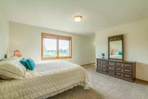 8459 Burr Oak Loop, Bismarck, ND 58501 photo 44