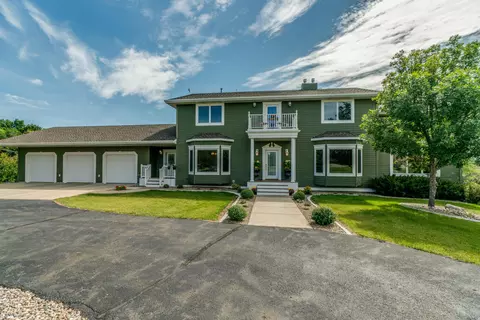 8459 Burr Oak Loop, Bismarck, ND 58501 photo 1