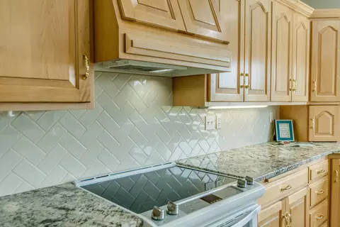 8459 Burr Oak Loop, Bismarck, ND 58501 photo 15