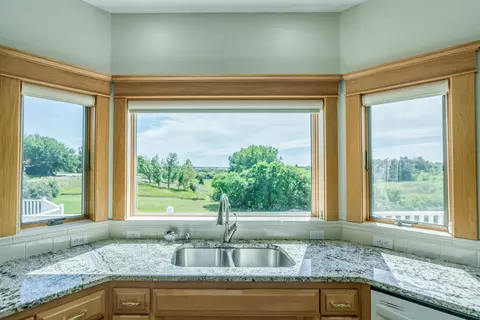 8459 Burr Oak Loop, Bismarck, ND 58501 photo 25