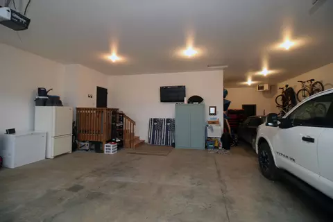 3280 James Dr N, Mandan, ND 58554 photo 34