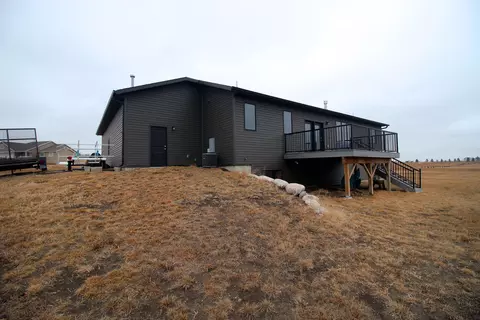 3280 James Dr N, Mandan, ND 58554 photo 39
