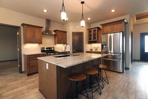 3280 James Dr N, Mandan, ND 58554 photo 6