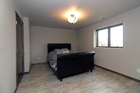 3280 James Dr N, Mandan, ND 58554 photo 22