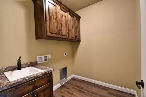 1308 Community Loop, Bismarck, ND 58503 photo 27