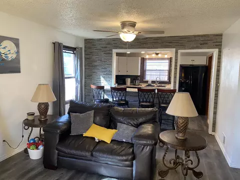 1616 E Ave E, Bismarck, ND 58501 photo 3