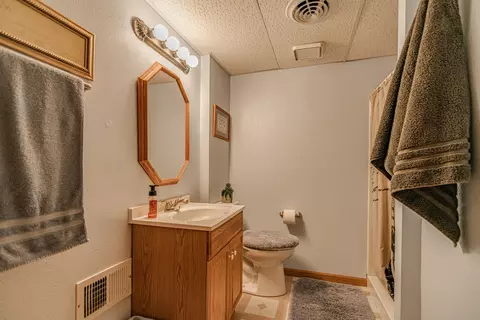 1206 Boulevard Ave, Bismarck, ND 58501 photo 28