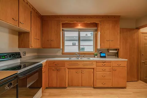 1206 Boulevard Ave, Bismarck, ND 58501 photo 6
