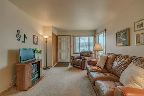 1206 Boulevard Ave, Bismarck, ND 58501 photo 2