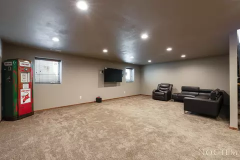 409 Fields Ct SE, Mandan, ND 58554 photo 20