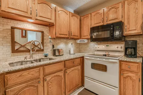 1508 Cimarron Dr, Bismarck, ND 58503 photo 39