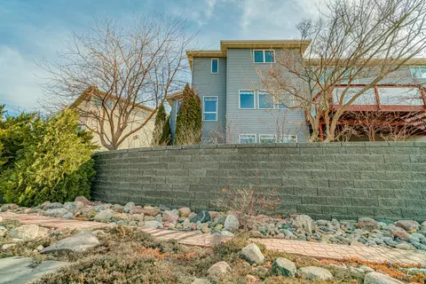 629 Huron Dr, Bismarck, ND 58503 photo 85