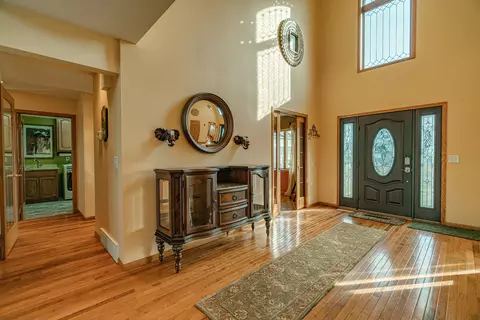 629 Huron Dr, Bismarck, ND 58503 photo 4