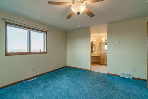 629 Huron Dr, Bismarck, ND 58503 photo 56