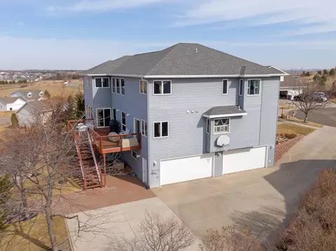 629 Huron Dr, Bismarck, ND 58503 photo 100